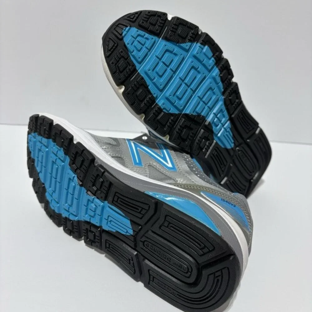 New Balance Women’s 1540v3 Silver Running Shoes, Size 5 Narrow